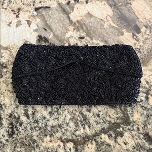 LA REGALE LTD BLACK BEADED CLUTCH PURSE, VERY NICE. HONG KONG, SNAP CLOSURE